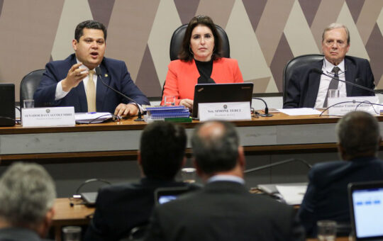 Senado Federal adia votação da Reforma da Previdência